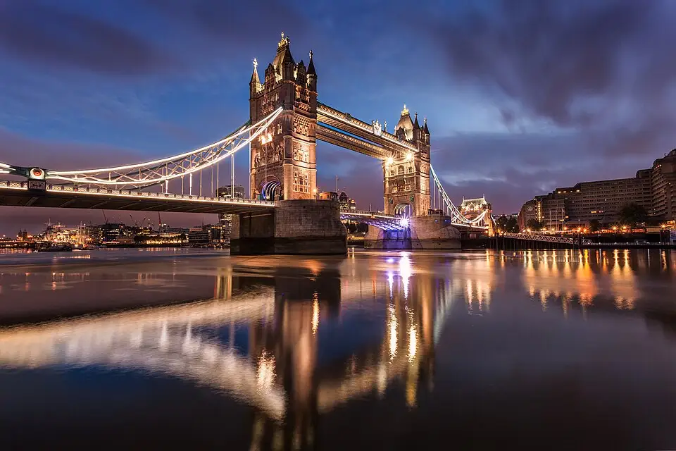 Tower Bridge, Londres